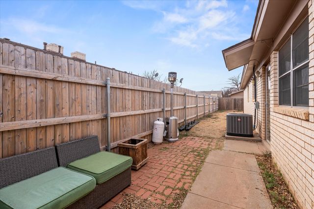 8106 Avenue V, Lubbock, TX 79423