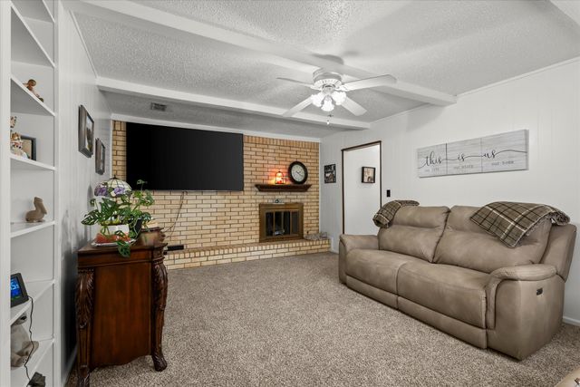 8106 Avenue V, Lubbock, TX 79423