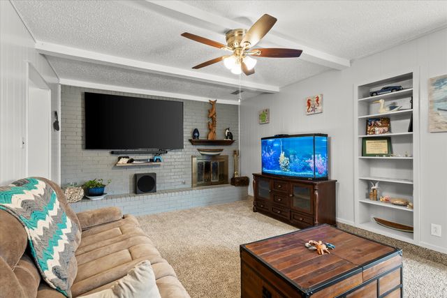 8106 Avenue V, Lubbock, TX 79423