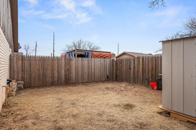 8106 Avenue V, Lubbock, TX 79423
