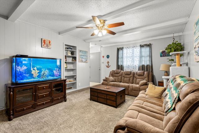 8106 Avenue V, Lubbock, TX 79423