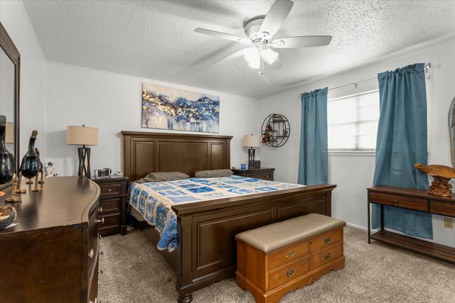 8106 Avenue V, Lubbock, TX 79423