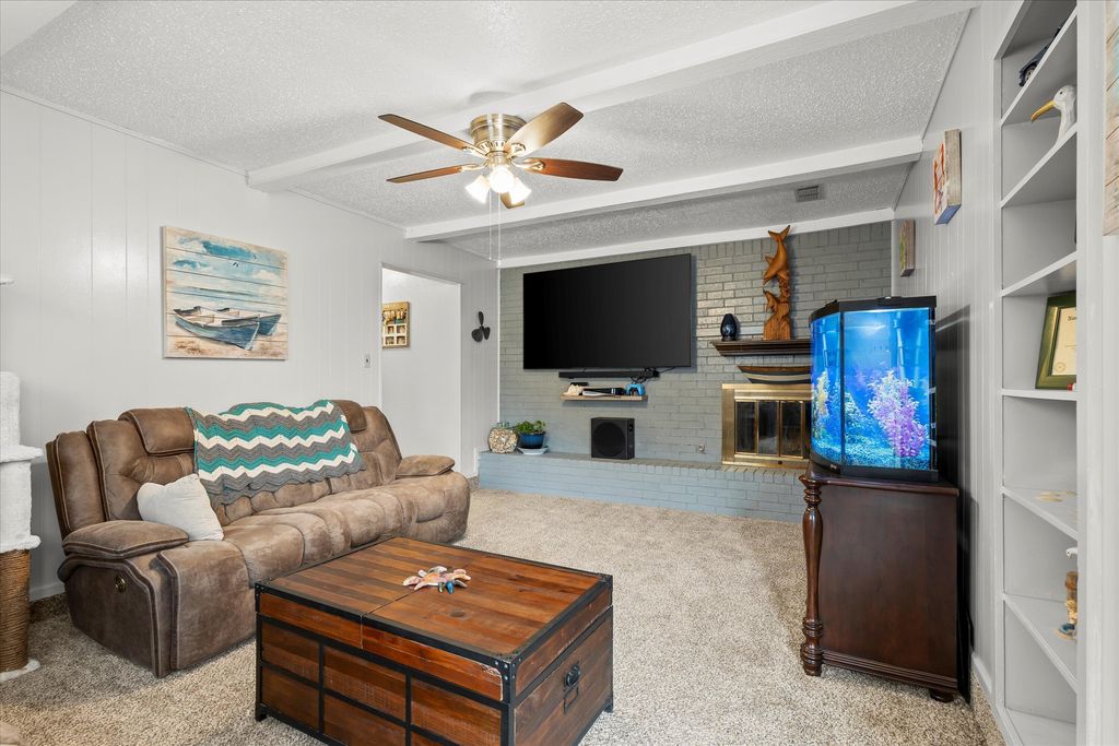 8106 Avenue V, Lubbock, TX 79423