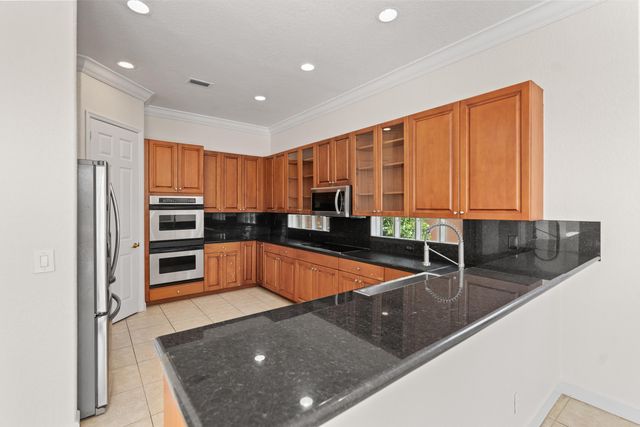 3241 SW 189th Avenue, Miramar, FL 33029