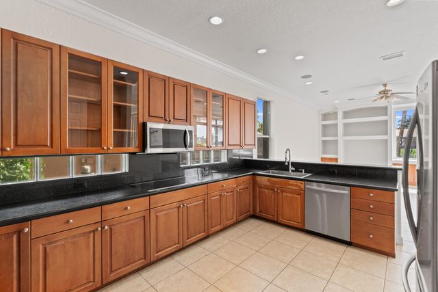 3241 SW 189th Avenue, Miramar, FL 33029