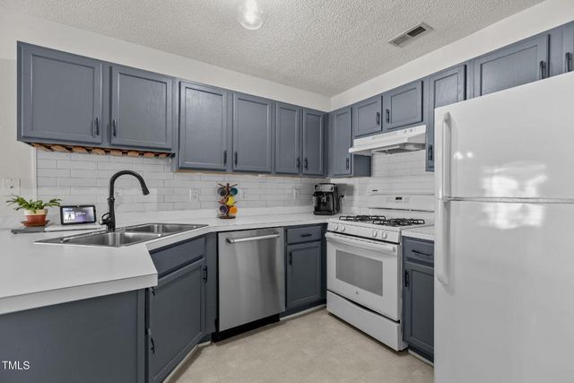 413 Hyannis Drive, Holly Springs, NC 27540