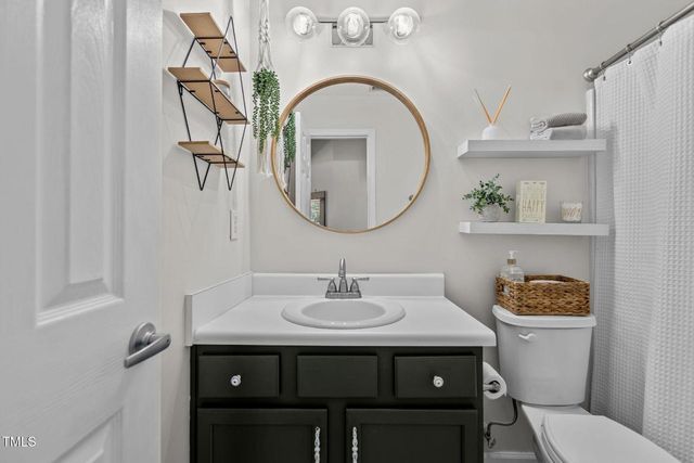 413 Hyannis Drive, Holly Springs, NC 27540