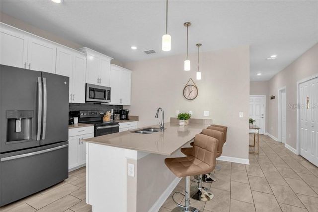8997 STINGER DRIVE, Davenport, FL 33896