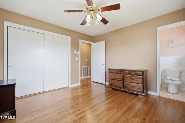 1005 Lake Street, Kingsport, TN 37660