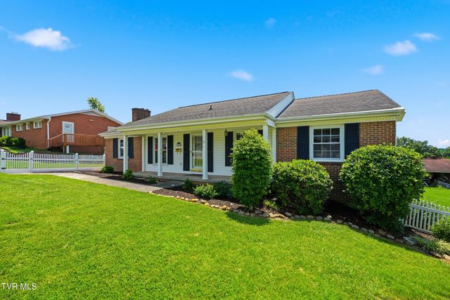 1005 Lake Street, Kingsport, TN 37660
