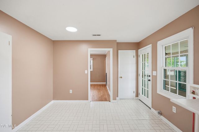 1005 Lake Street, Kingsport, TN 37660
