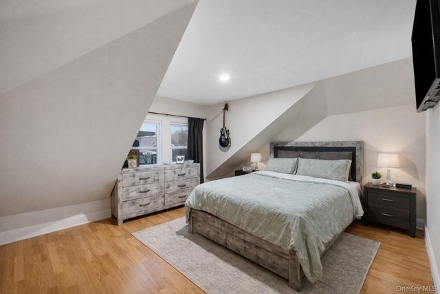 23 Pineview Boulevard, Central Islip, NY 11722