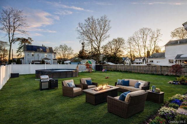 23 Pineview Boulevard, Central Islip, NY 11722