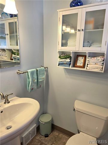 636 Evergreen Drive, Tonawanda, NY 14150