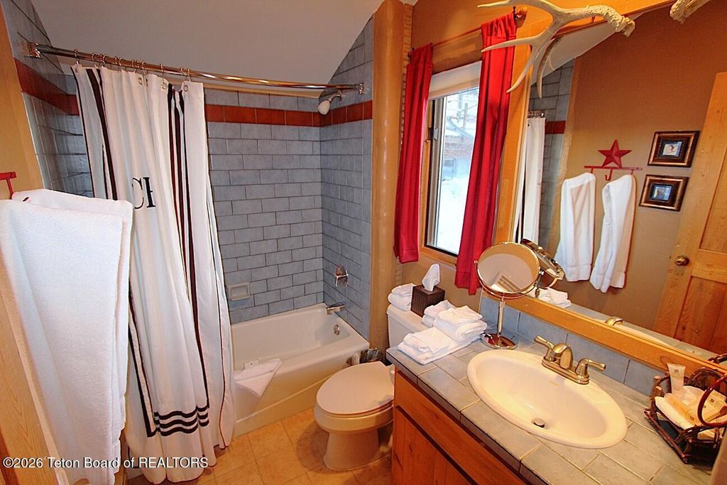 1637 N HARVEST DANCE Road 3178/3179, Jackson, WY 83001 photo 4