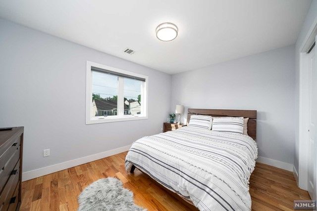 216 Roosevelt Avenue, Elmwood Park, NJ 07407