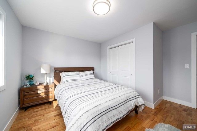 216 Roosevelt Avenue, Elmwood Park, NJ 07407