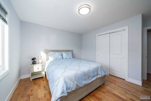 216 Roosevelt Avenue, Elmwood Park, NJ 07407