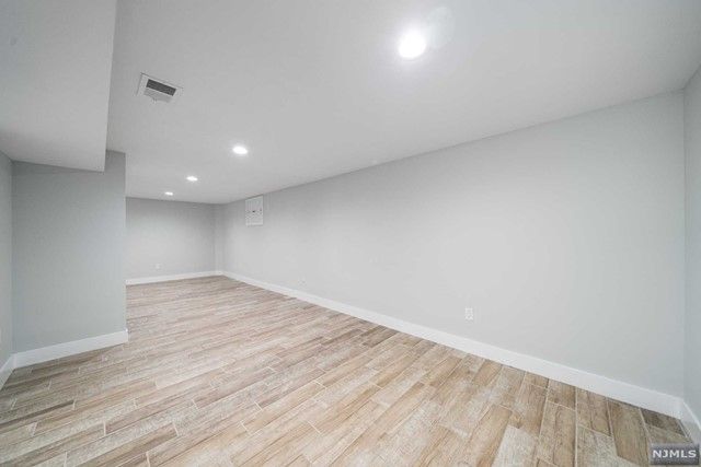 216 Roosevelt Avenue, Elmwood Park, NJ 07407