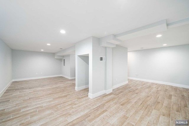 216 Roosevelt Avenue, Elmwood Park, NJ 07407