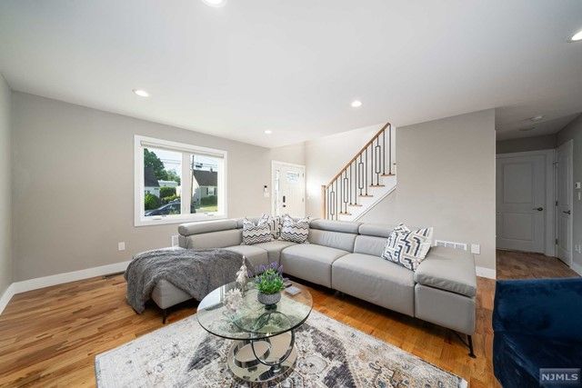 216 Roosevelt Avenue, Elmwood Park, NJ 07407