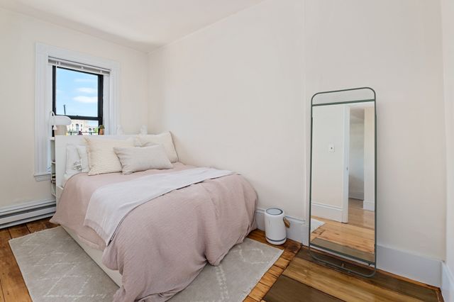 9 Buswell Street 4R, Boston, MA 02215