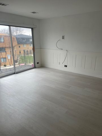 4921 W 109th Street 304, Oak Lawn, IL 60453