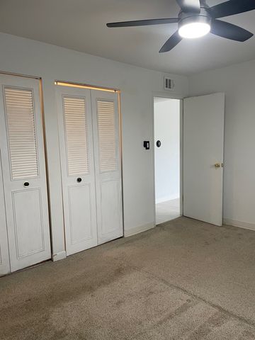 4921 W 109th Street 304, Oak Lawn, IL 60453