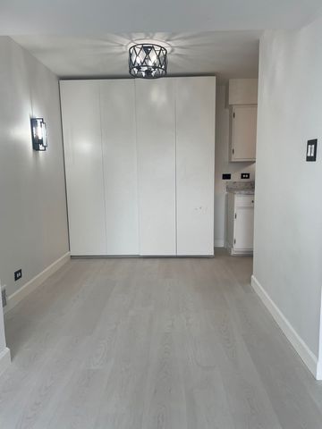 4921 W 109th Street 304, Oak Lawn, IL 60453