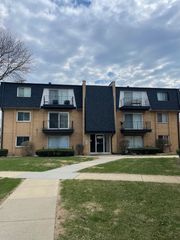 4921 W 109th Street 304, Oak Lawn, IL 60453
