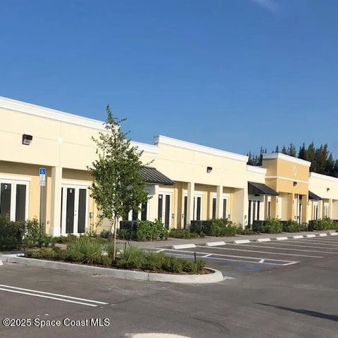 205 Coastal Lane, West Melbourne, FL 32904