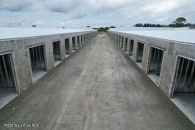 205 Coastal Lane, West Melbourne, FL 32904