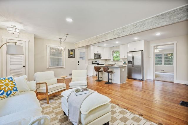 3523 Marcia Drive SE, Smyrna, GA 30082