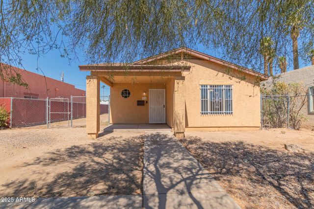 2118 W ADAMS Street, Phoenix, AZ 85009