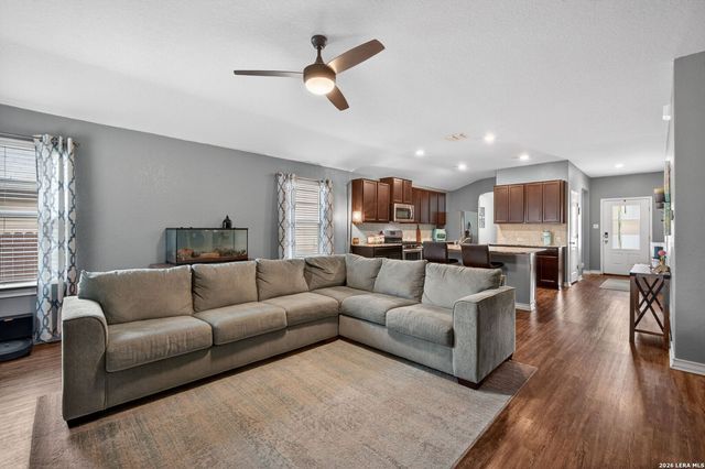 13335 Hackney Pony, San Antonio, TX 78254