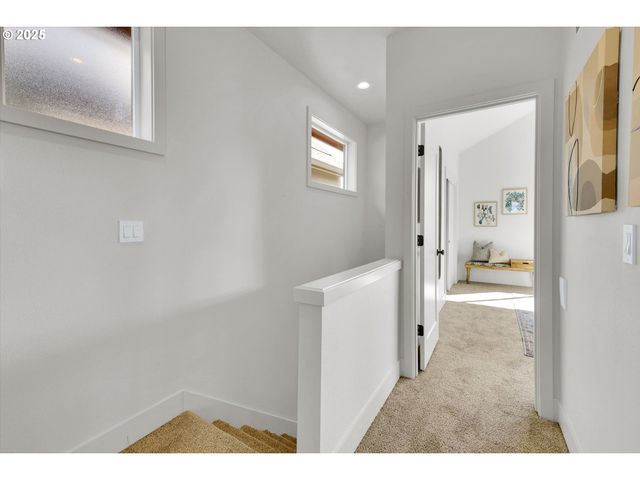 5773 S Kelly Ave, Portland, OR 97239