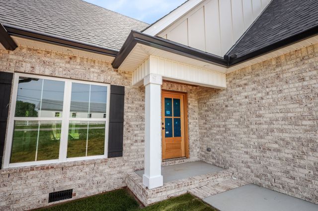 114 Jennings Lane, Shelbyville, TN 37160