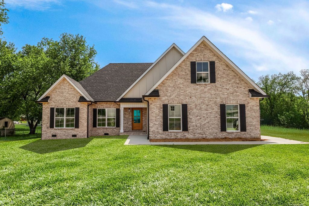 114 Jennings Lane, Shelbyville, TN 37160