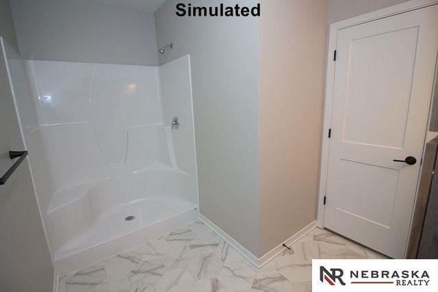 9400 Dalton Drive, Lincoln, NE 68516