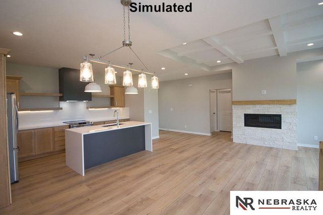 9400 Dalton Drive, Lincoln, NE 68516