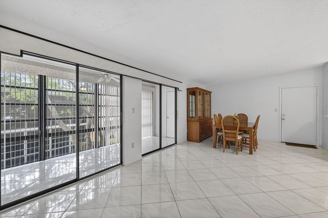 7648 Ashmont Circle 212, Tamarac, FL 33321