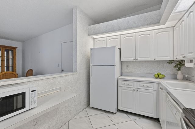 7648 Ashmont Circle 212, Tamarac, FL 33321