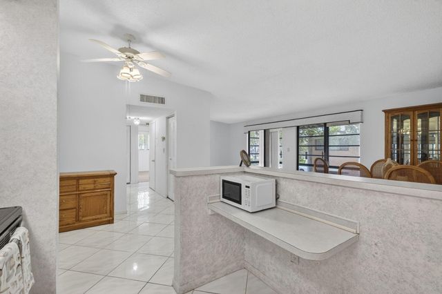 7648 Ashmont Circle 212, Tamarac, FL 33321