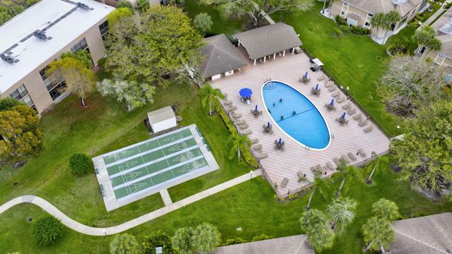 7648 Ashmont Circle 212, Tamarac, FL 33321