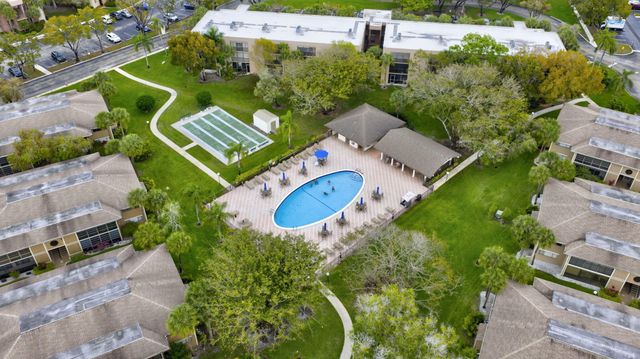 7648 Ashmont Circle 212, Tamarac, FL 33321