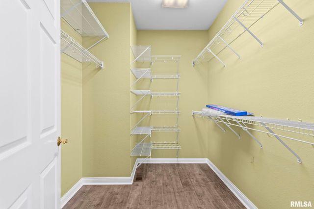 609 E Heights Avenue, Taylorville, IL 62568