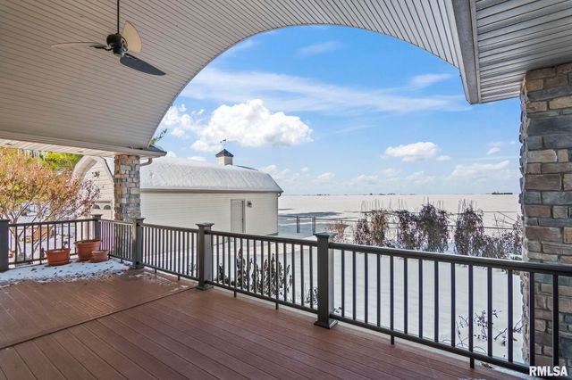 609 E Heights Avenue, Taylorville, IL 62568