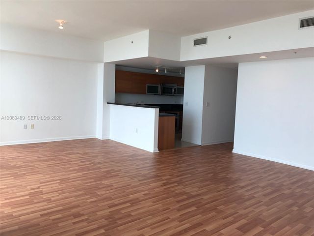 253 NE 2nd Street 4207, Miami, FL 33132