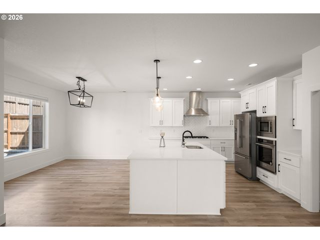17331 Nw ANITA St, Portland, OR 97229