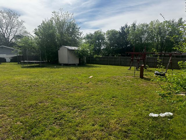 623 Grayson Street, Pottsboro, TX 75076